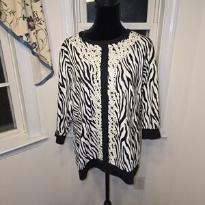 C.D. Daniels Zebra Print‎ Embellished 3/4 Sleeve Tunic Top, 1X, Animal Print